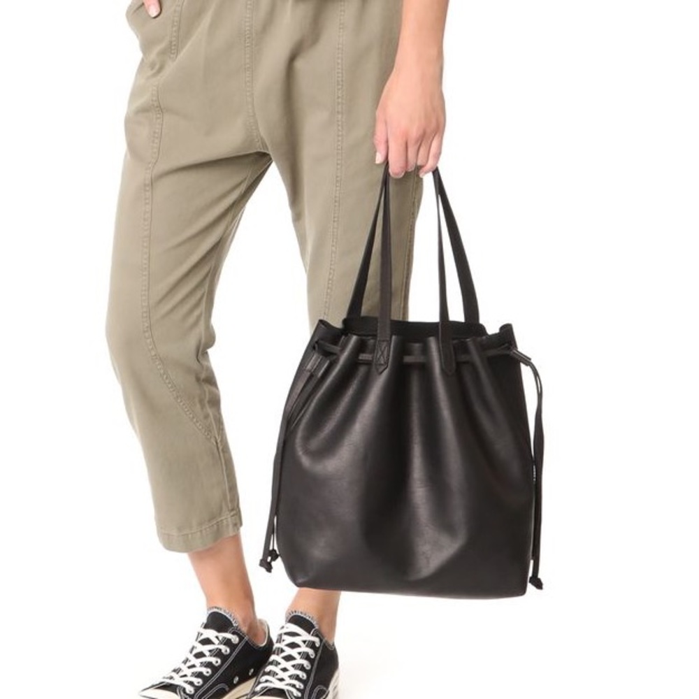 Madewell Medium Transport Drawstring Bag - Black Leather